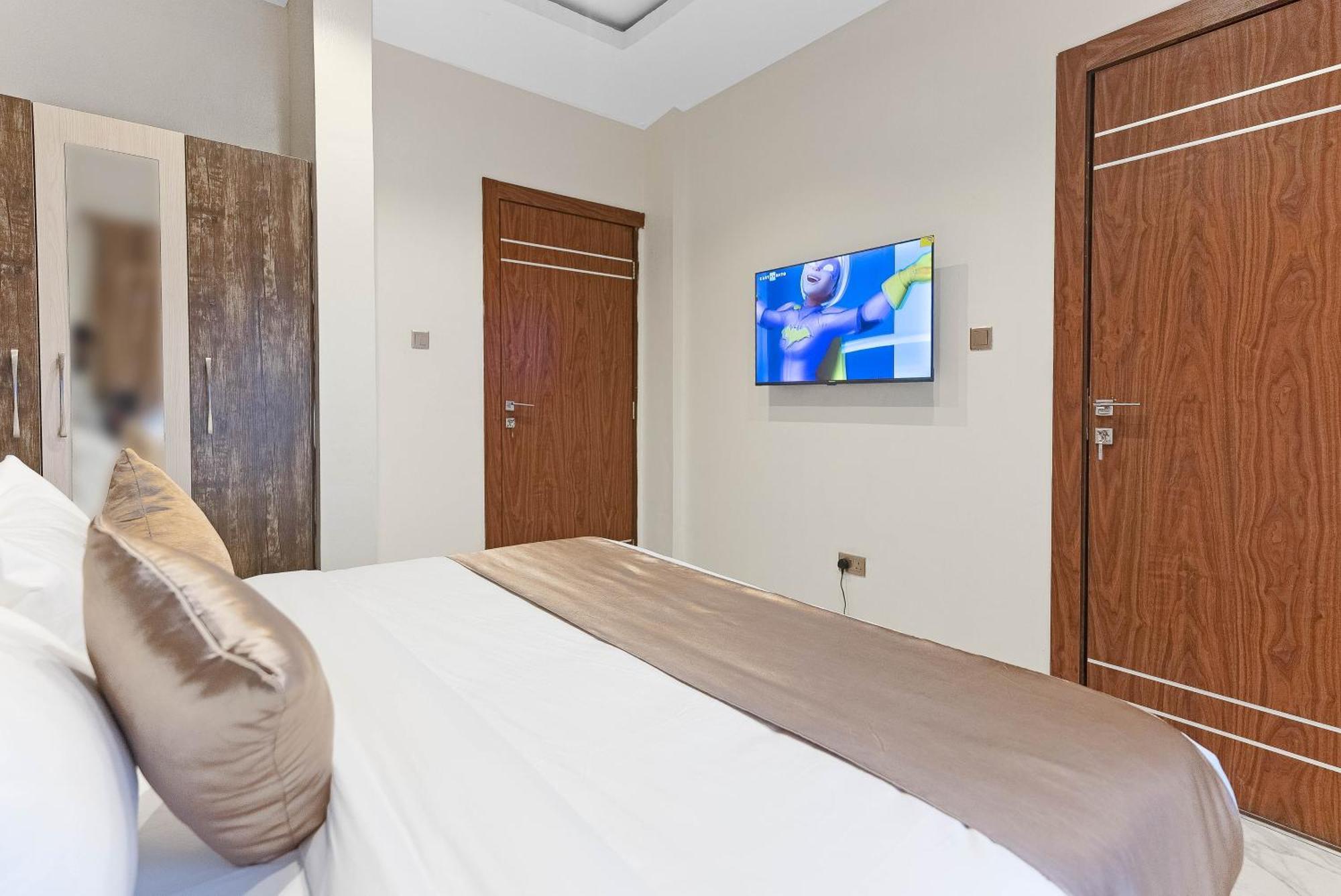God'S Touch Apartments Remi Fani Kayode Gra. Ikeja Esterno foto